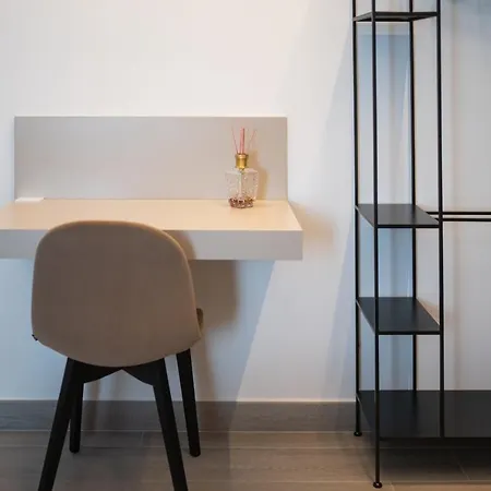 Grey House Luxury 4*
