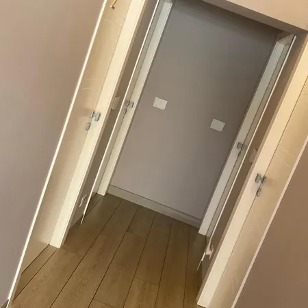 Grey House Luxury *
