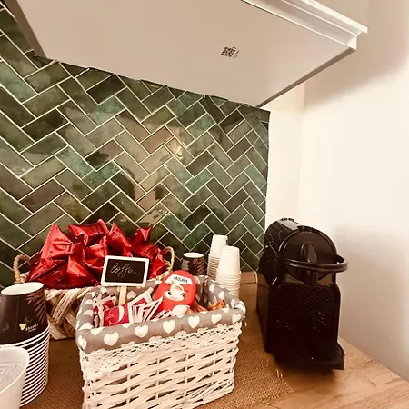 Grey House Luxury Bed & Breakfast Latina